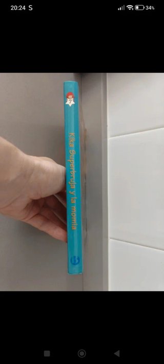 Libro KIKA superbruja