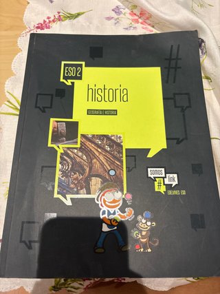 libro de texto historia ESO 2 “somos link”