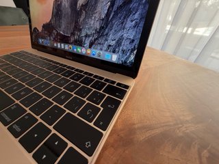 MacBook 12″ 2015 Core M 1,3 · 8/256 GB