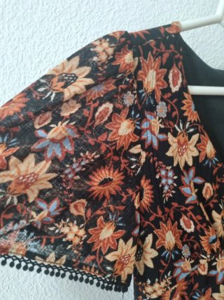 Vestido Springfield floral talla S