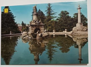 2 Postales Antiguas: Londres y Aranjuez