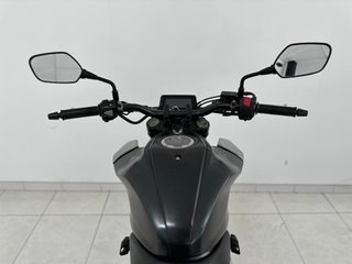 HONDA CB 125 R