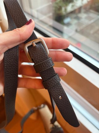 Bolso artesanal cuero con cierre imán