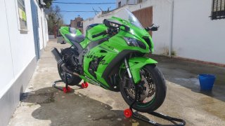 Kawasaki ZX10R 2014 Reconvertida 2019 Verde