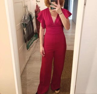 Mono rojo talla XXS