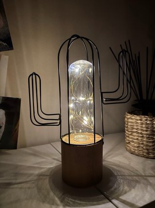 Lámpara Cactus Metal y Madera