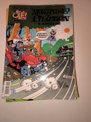 Lote con 11 comics de humor