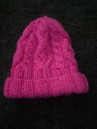 Berretto di lana intrecciato rosa per bambina o donna