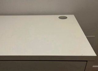 Escritorio Blanco Micke con Cajón