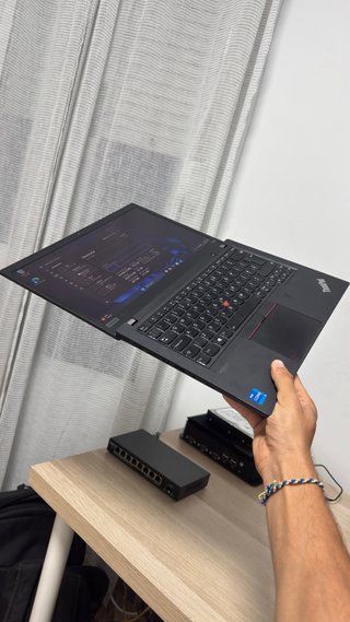 Lenovo ThinkPad T14 Gen 2 i5 NVIDIA T500