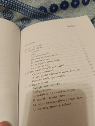 2 libros de risoterapia