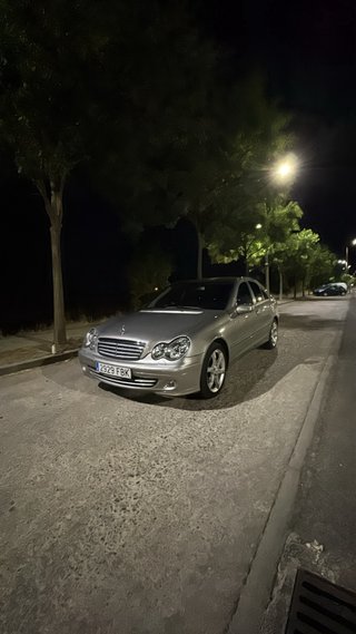 Mercedes-Benz Clase C 2006