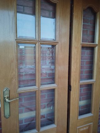 Puerta doble Salón con cristalera.