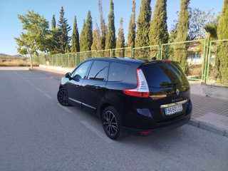 Renault Grand Scenic 2012
