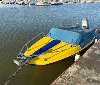 Lancha Ducauto Amarilla