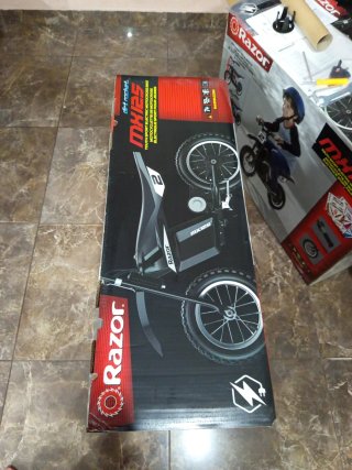Moto elettrica Razor MX125 per bambini