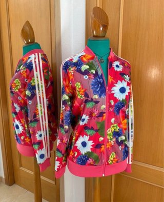 Chaqueta Adidas Flores Multicolor Talla M