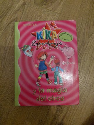 Colección libros Kika Superbruja