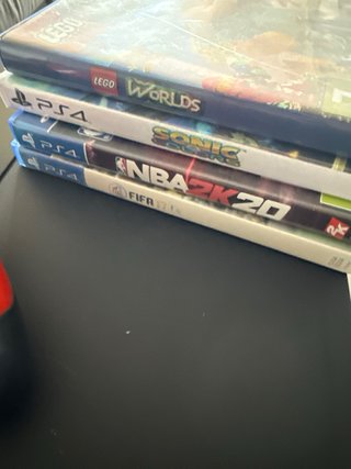 PS4 (PlayStation 4) Nera + 2 Controller + Giochi