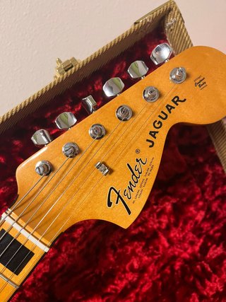Fender Jaguar Vintera II