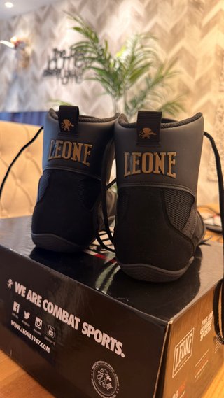 Botas Boxeo Leone 1947 Mujer T.37 Negra Dorada