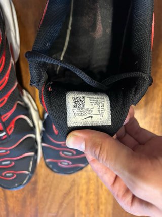 Nike TN Talla 44 Negro/Rojo