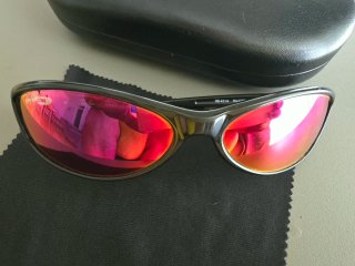 Gafas de Sol Ray-Ban rb4014 Raider Negras Rojas