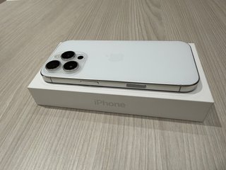 iPhone 16 Pro - Como nuevo