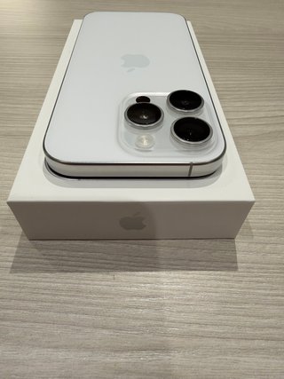 iPhone 16 Pro - Como nuevo