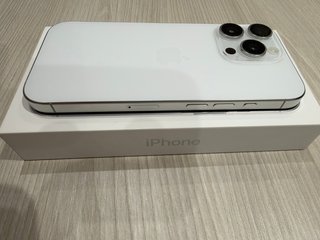iPhone 16 Pro - Como nuevo