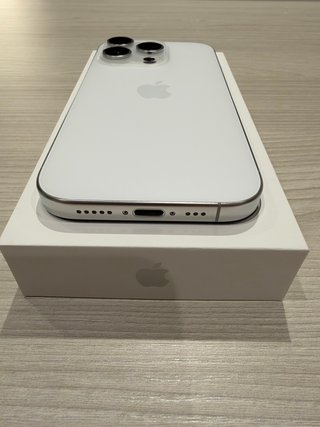 iPhone 16 Pro - Como nuevo