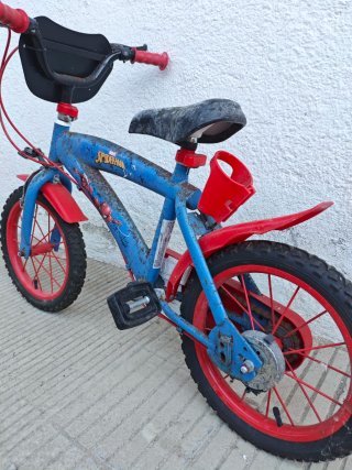 Bicicleta Infantil Spiderman Azul y Roja