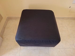 Puff reposapiés IKEA negro