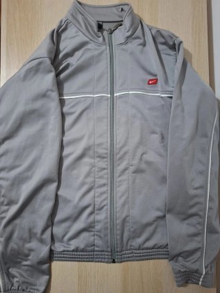 Sudadera Nike cremallera gris