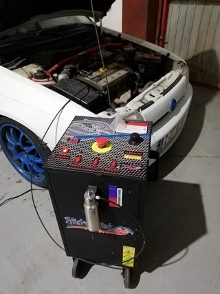 MÁQUINA DESCARBONIZADORA