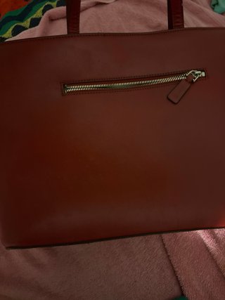 Bolso Guess Rojo con Flores