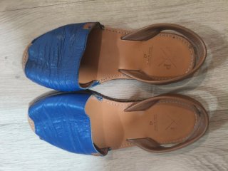 Lote 2 pares menorquinas T 42 en perfecto estado