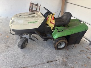 Tractor cortacésped Viking MT780