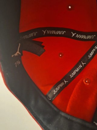 Gorra Jordan Roja Jumpman