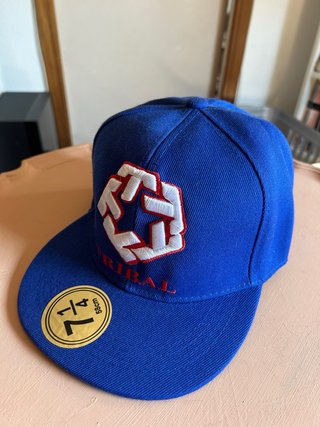 Gorra Tribal bordada azul Talla 7 1/4