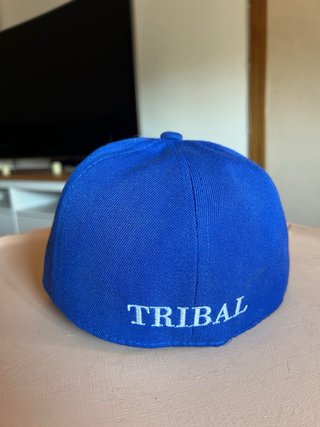 Gorra Tribal bordada azul Talla 7 1/4