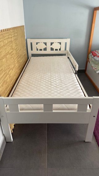 Cama infantil IKEA 70x160 + colchón