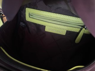 marsupio Michael Kors nera e gialla/verde