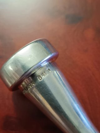 Boquilla Trompeta imitación Monette.