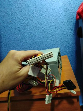 Alimentatore PC 230V