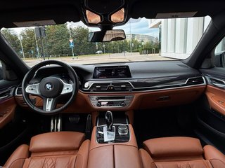 BMW 740i  2022
