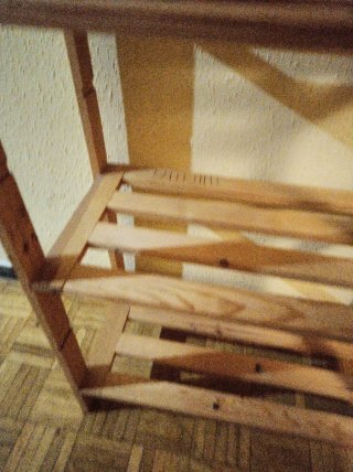 Estantería de pino