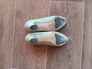 Zapatos de salón verdes vintage