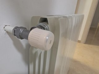 Radiadores de calefacción blancos