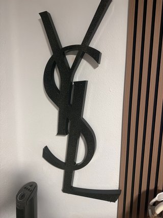 Letra Decorativa YSL Madera Negra